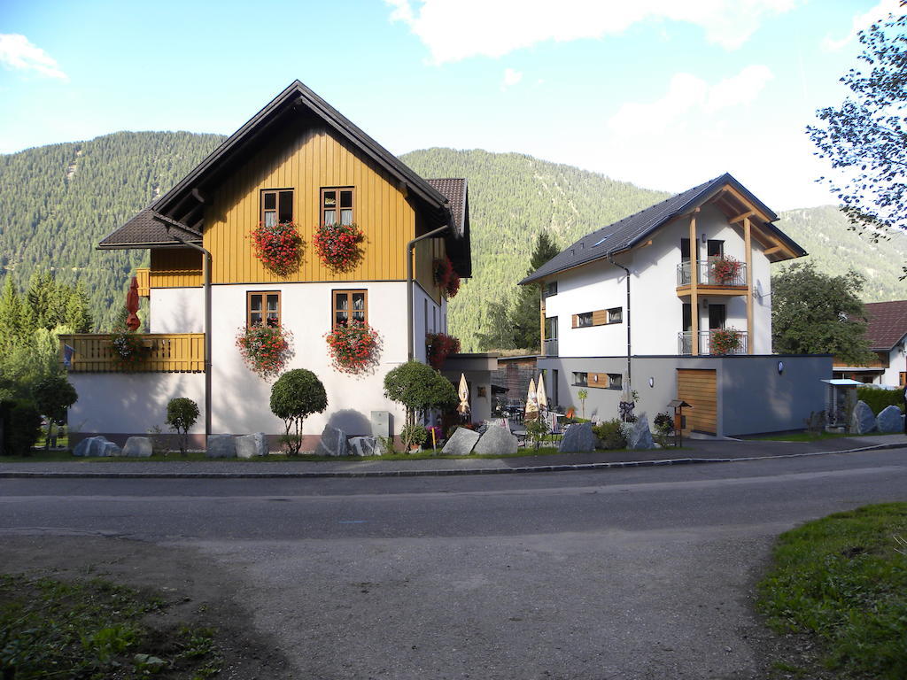 Ferienwohnungen Mitterer Weissensee Buitenkant foto