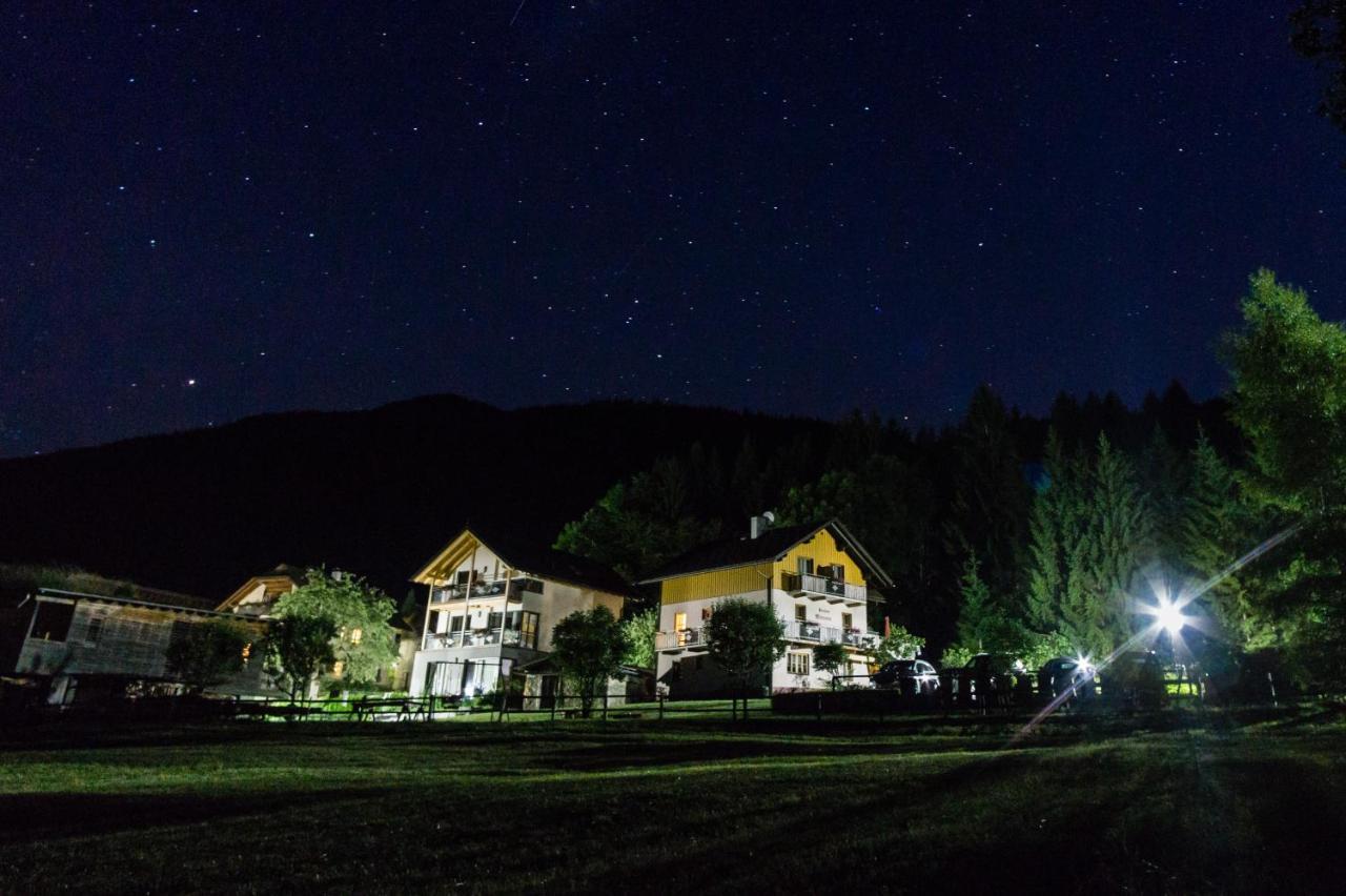 Ferienwohnungen Mitterer Weissensee Buitenkant foto
